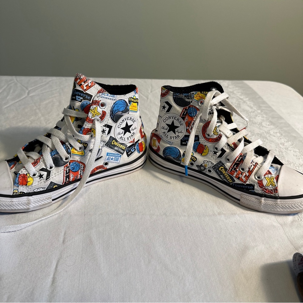 Converse Basketball high tops size 2
